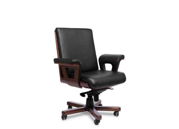 Кресло для руководителя с низкой спинкой Cadis B